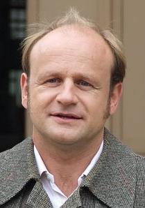 奥列佛·斯托科斯基 照片