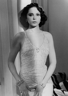 萝内蒂·麦基 照片