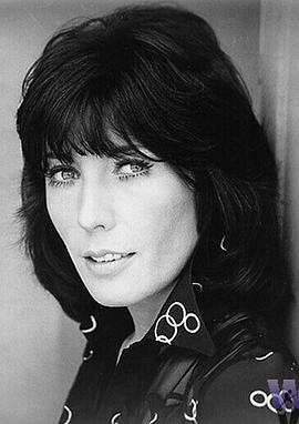 莉莉·汤姆林 照片