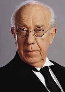 伊安·艾伯克龙比 照片