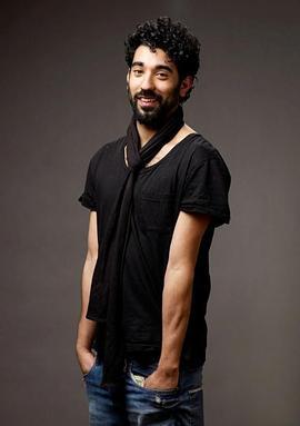 雷·潘莎基 照片