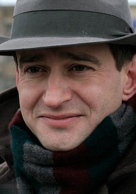 康斯坦丁·哈宾斯基 照片