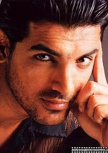 约翰·亚伯拉罕 照片