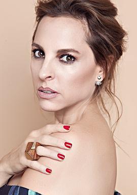 玛丽娜·德·塔维拉 照片