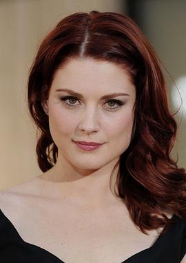 亚利桑德拉·布莱肯瑞吉 照片