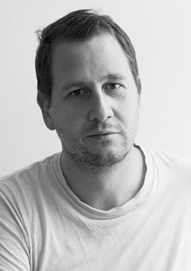 亨瑞克·拉斐尔森 照片