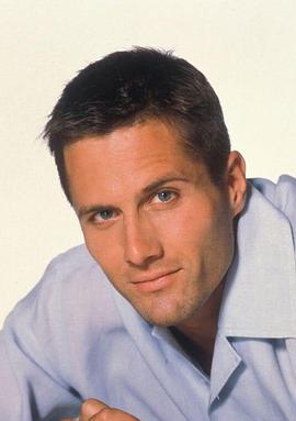 罗伯·艾斯特斯 照片