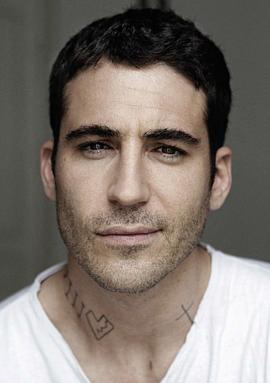 米格尔·安赫尔·西尔维斯特 照片