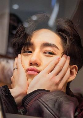 朋抔·里拉塔纳卡邹 照片