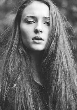 苏菲·特纳 照片