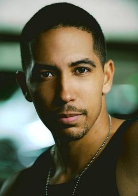 小尼尔·布朗 照片