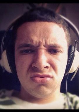 内森·麦克伦 照片