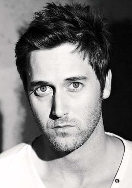 瑞安·艾戈尔德 照片