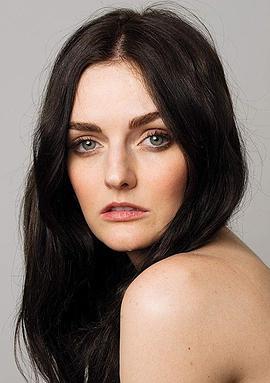 莉蒂亚·赫斯特 照片