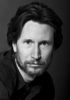 乔纳森·阿里斯 照片