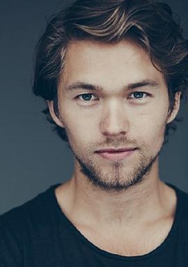 雅各布·奥福特布罗 照片