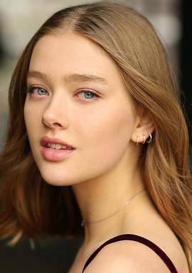 杰西卡·亚历山大 照片