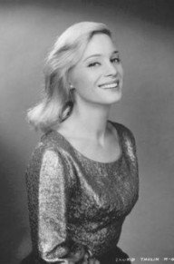 英格里德·图林 照片