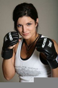 吉娜·卡拉诺 照片