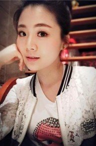 杨小黎 照片