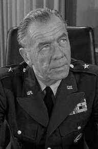 拉塞尔·索尔森 照片