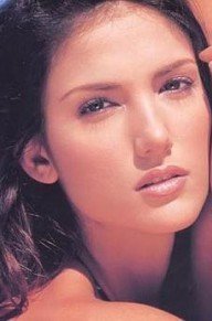 西琳娅·温西里 照片