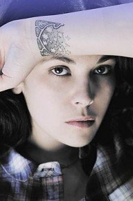 艾莉森·帕拉迪丝 照片