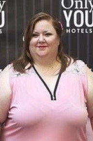 伊西娅尔·卡斯特罗 照片