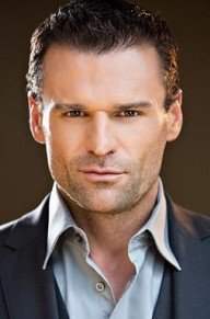 史蒂芬·邓利维 照片