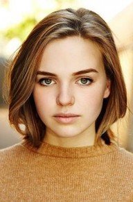 奥黛莎·杨 照片